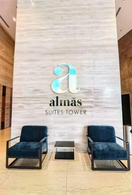 C0704 Almas Suite Seaview & Netflix Stay Нусаджая Екстериор снимка