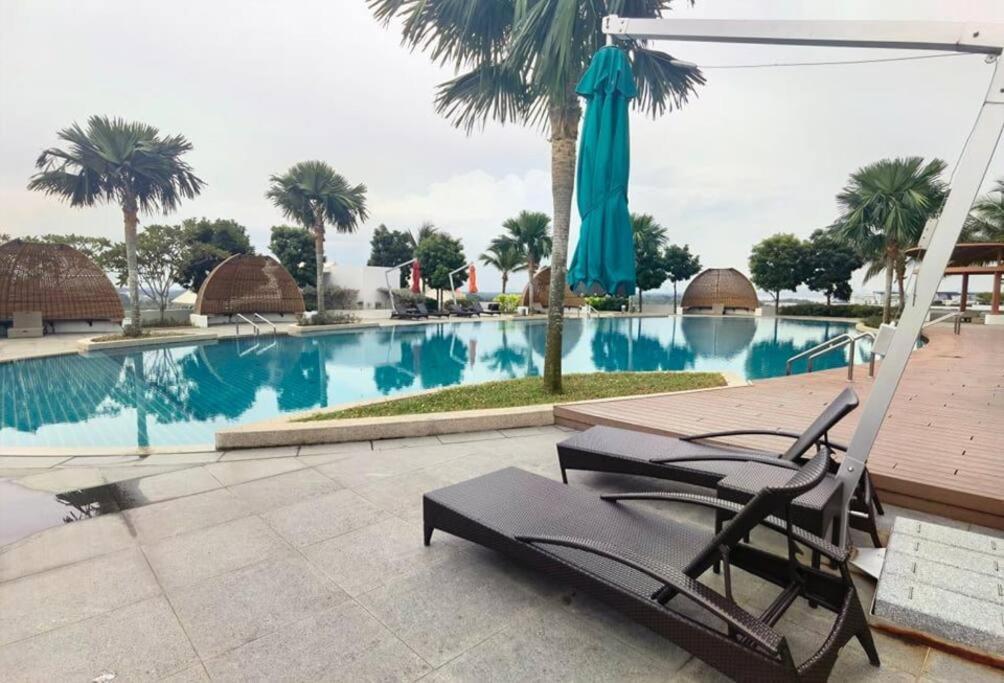 C0704 Almas Suite Seaview & Netflix Stay Нусаджая Екстериор снимка