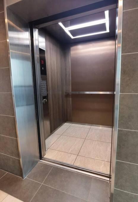 C0704 Almas Suite Seaview & Netflix Stay Нусаджая Екстериор снимка