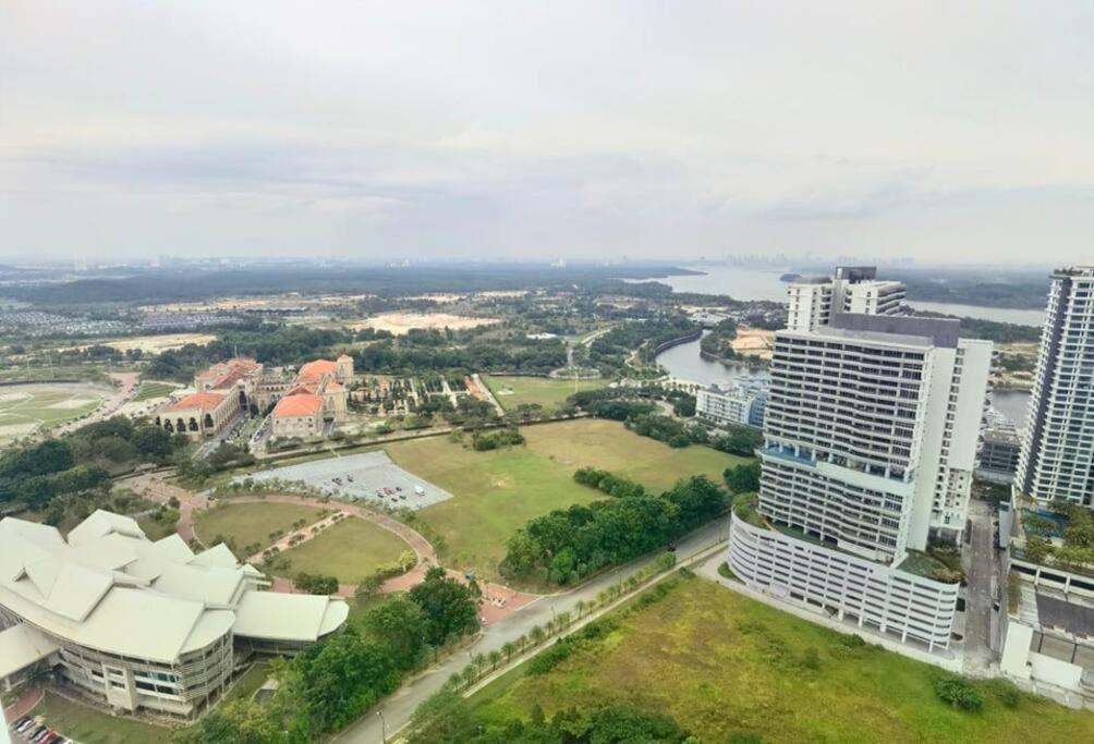 C0704 Almas Suite Seaview & Netflix Stay Нусаджая Екстериор снимка