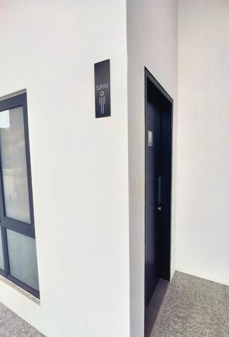 C0704 Almas Suite Seaview & Netflix Stay Нусаджая Екстериор снимка