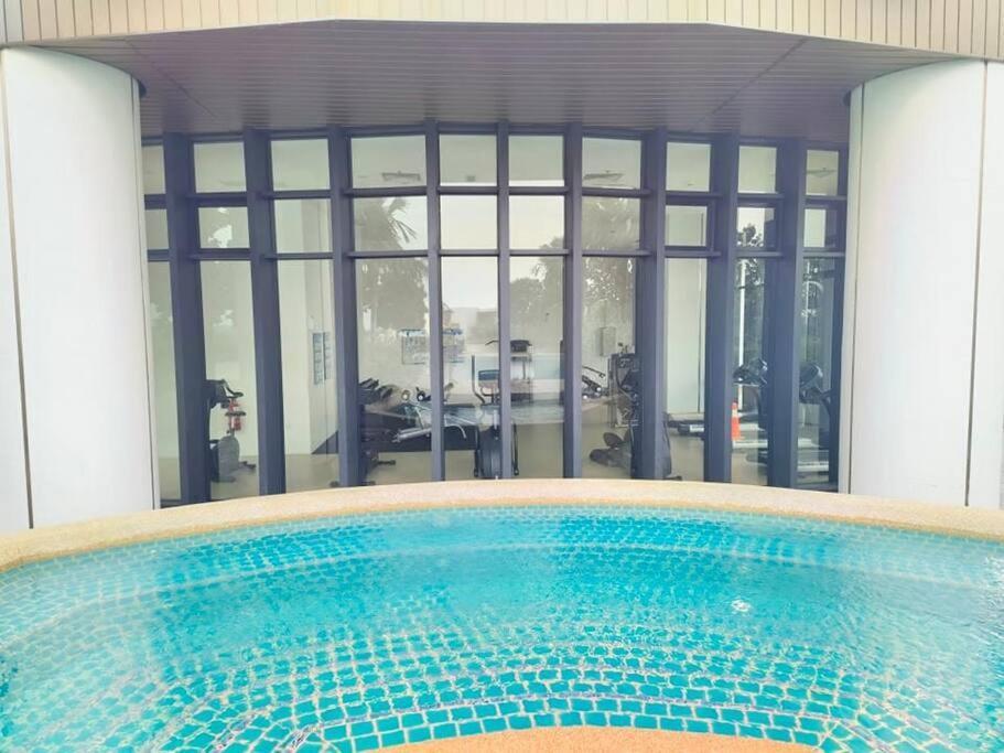 C0704 Almas Suite Seaview & Netflix Stay Нусаджая Екстериор снимка