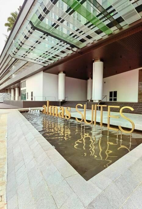 C0704 Almas Suite Seaview & Netflix Stay Нусаджая Екстериор снимка